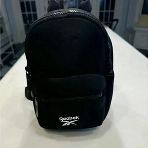 Reebok mini neoprene back pack adjustable straps front zip compartment